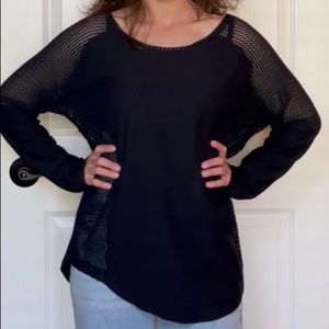 Women’s cute black long sleeve black top size medium